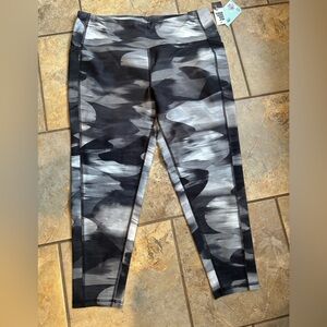 DSG Black and Gray Patterned Leggings